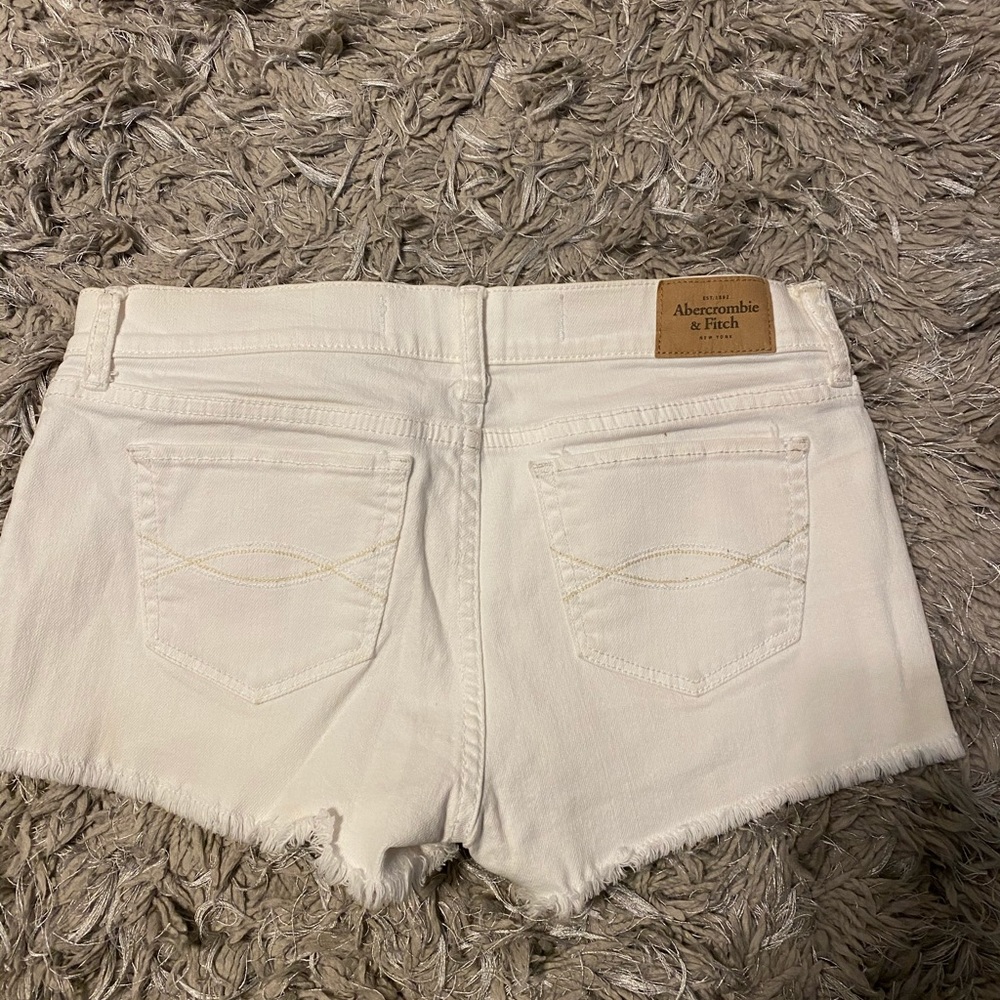 Abercrombie short shorts - Picture 3 of 4